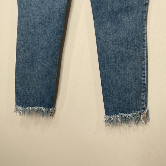 Free People Great Heights Frayed Jeans - Picture 6 of 8